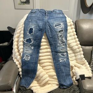 Guess Jeans Distressed Power Curvy Mid Rise Sz 29